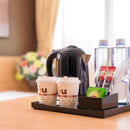 Iu Hotel Zhanjiang Haibin Avenue Xinhaimingchen Екстериор снимка