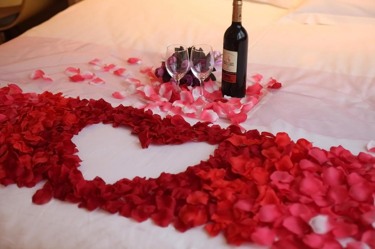 Iu Hotel Zhanjiang Haibin Avenue Xinhaimingchen Екстериор снимка