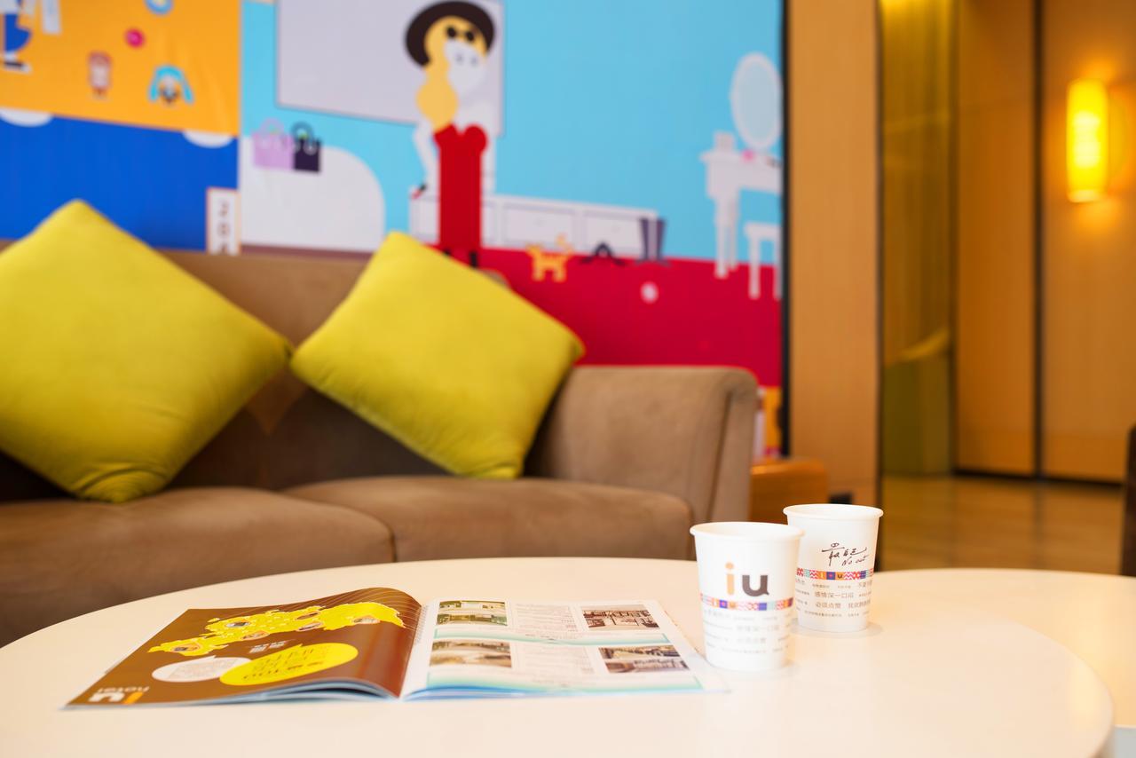 Iu Hotel Zhanjiang Haibin Avenue Xinhaimingchen Екстериор снимка